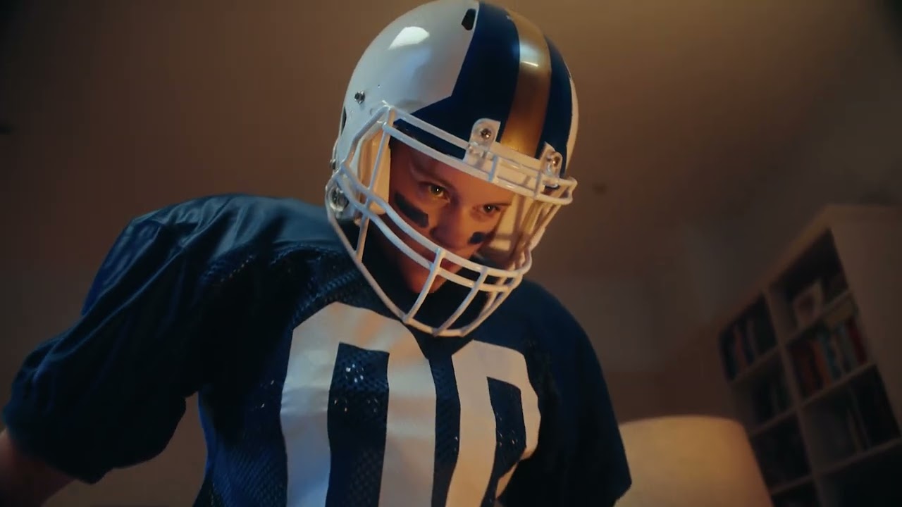 McCOY'S - IT'S CRUNCH TIME - 15s TV AD