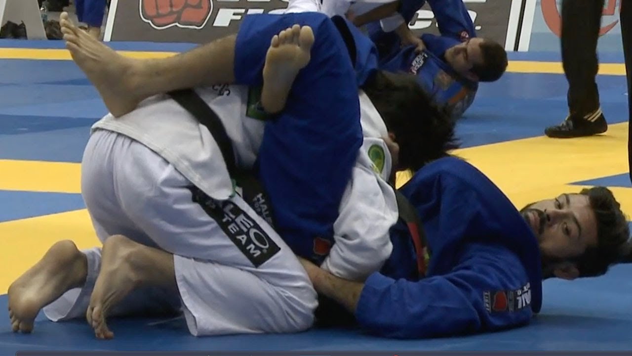 Mario Reis VS Masahiro Iwasaki / Pan Championship 2013