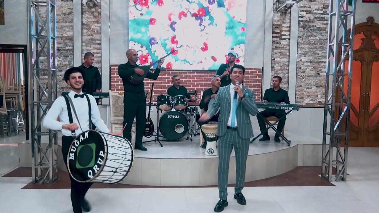 Eşqin İsmayılov Popurri .Toy Biləsuvar Zirve Şadlıq sarayı