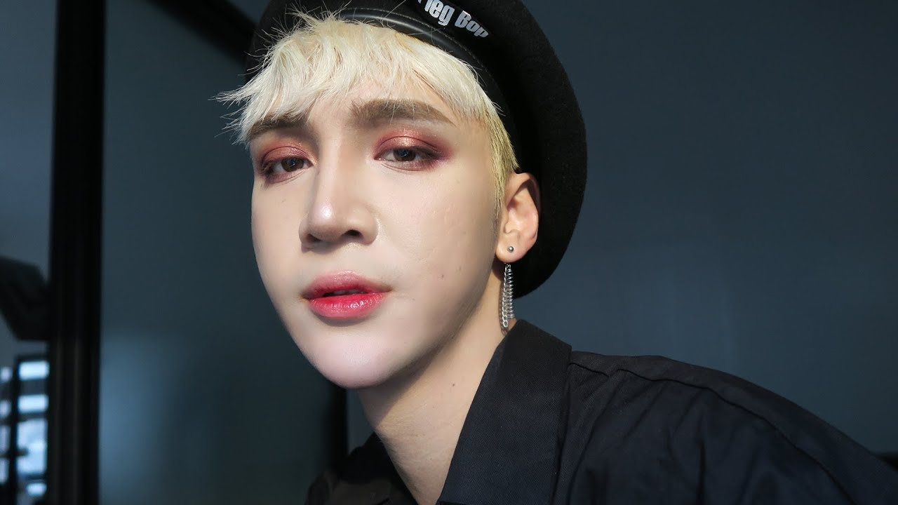 My Red Wine Makeup || GRWM - Edward Avila