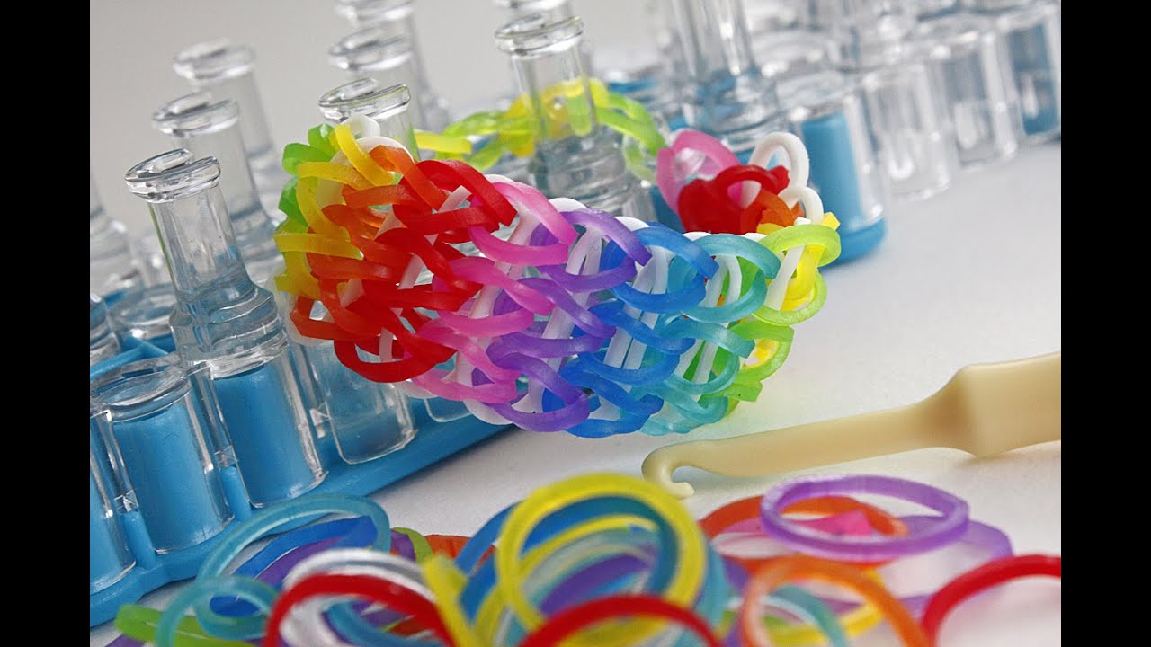 TUTO : bracelet élastique simple à trois rangs ARC EN CIEL - Rainbow Loom (en Français)