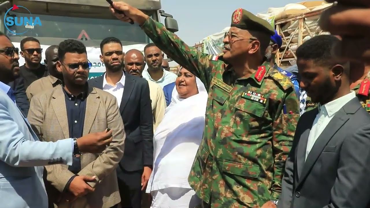 وزير الصناعة تشهد تدشين قوافل دعم واسناد للقوات المسلحة من مجموعة الذهبي المحدودة