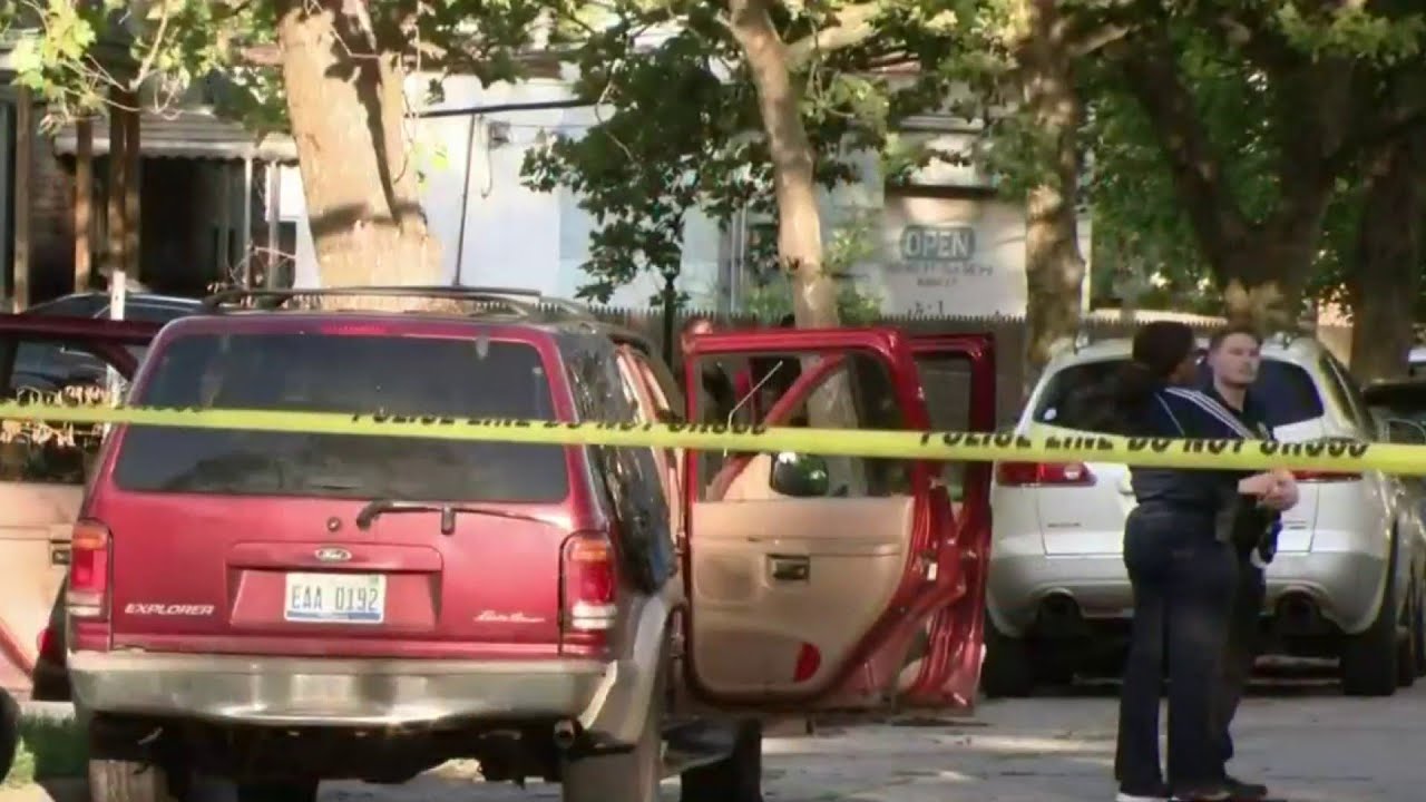 4 teenagers shot sitting in SUV on Detroit's east side