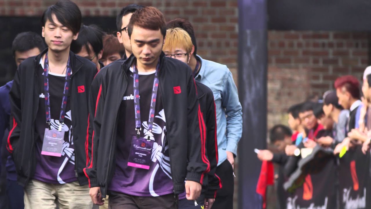 TI5 Show Open