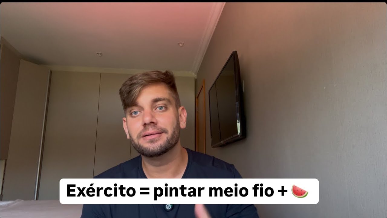 O BOLSONARO DESTRUIU A CARREIRA DE SARGENTO.