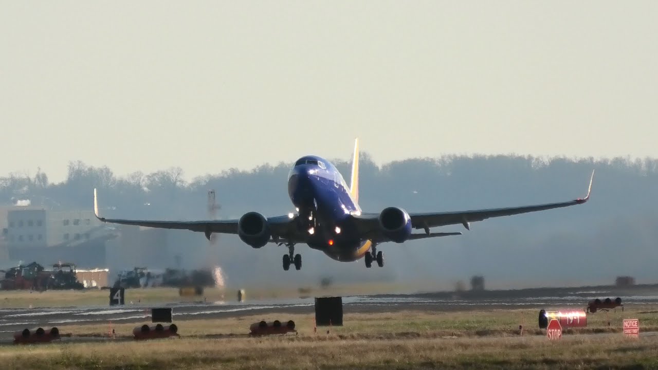 Planespotting Washington Ronald Reagan National Airport (DCA / KDCA)