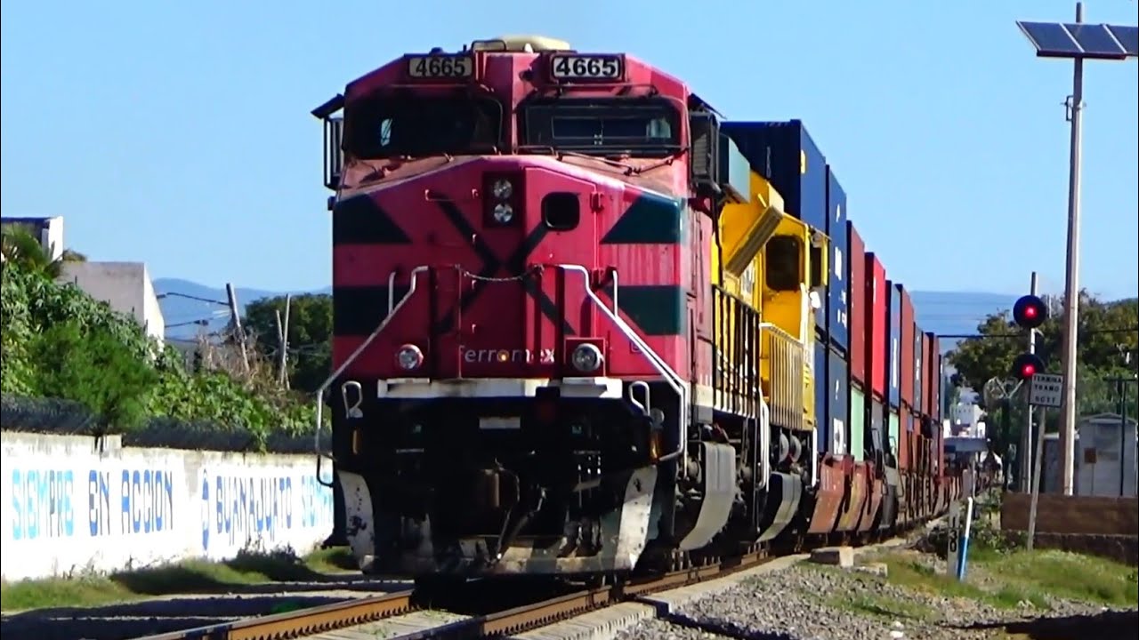 INCREÍBLE DISTANCIA ENTRE DOS TRENES FERROMEX ENTRANDO A IRAPUATO!! Trenes y encuentros en Irapuato
