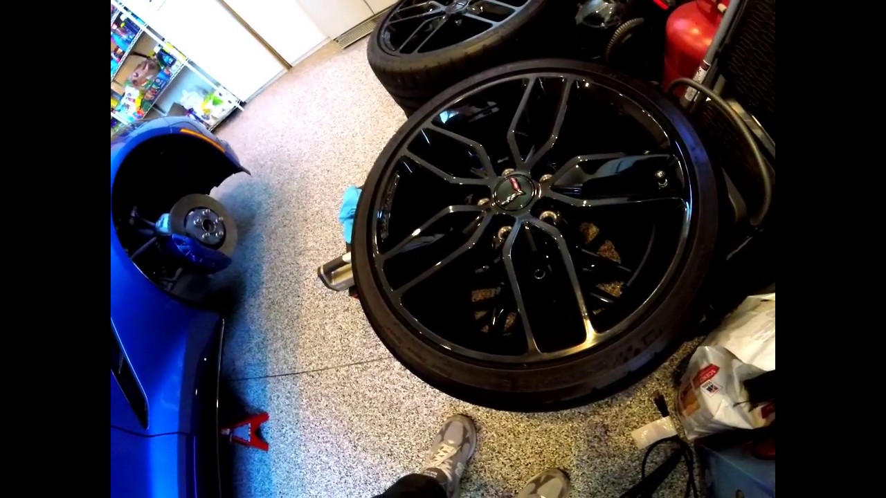 How to Paint the Calipers on the C7 Corvette Stingray