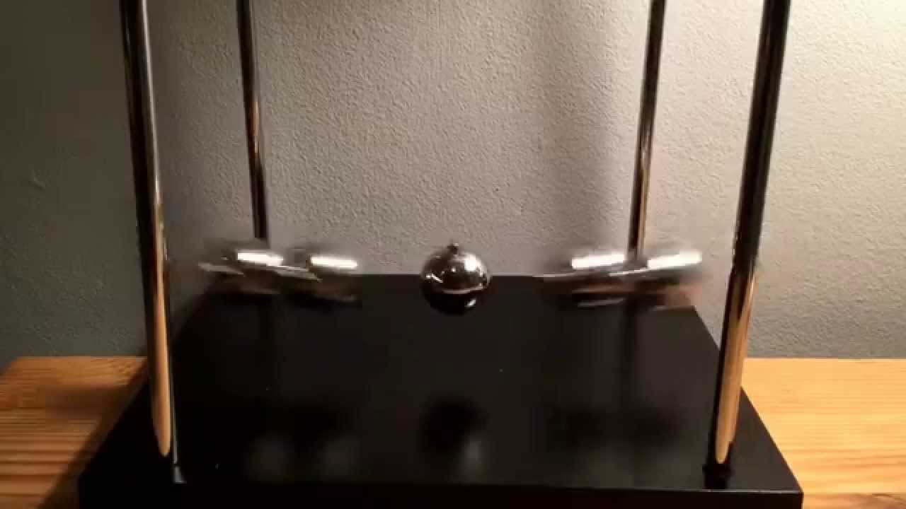 Tricks On Newtons Cradle, 120 FPS SLO-MO