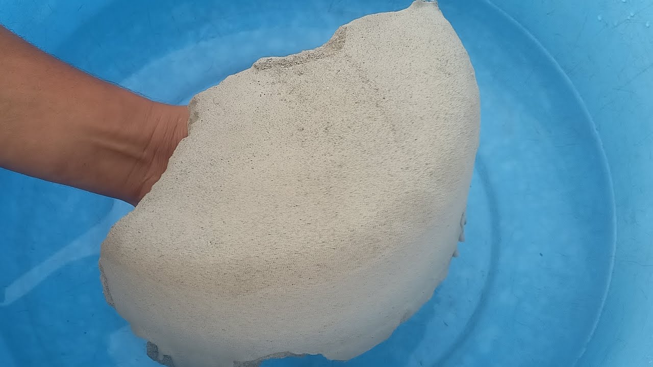 ASMR Very Soft Dusty Pure sand Cement block bigg Chunks Crumble on Lots Of Water 💦💦💦💦💦💦💦