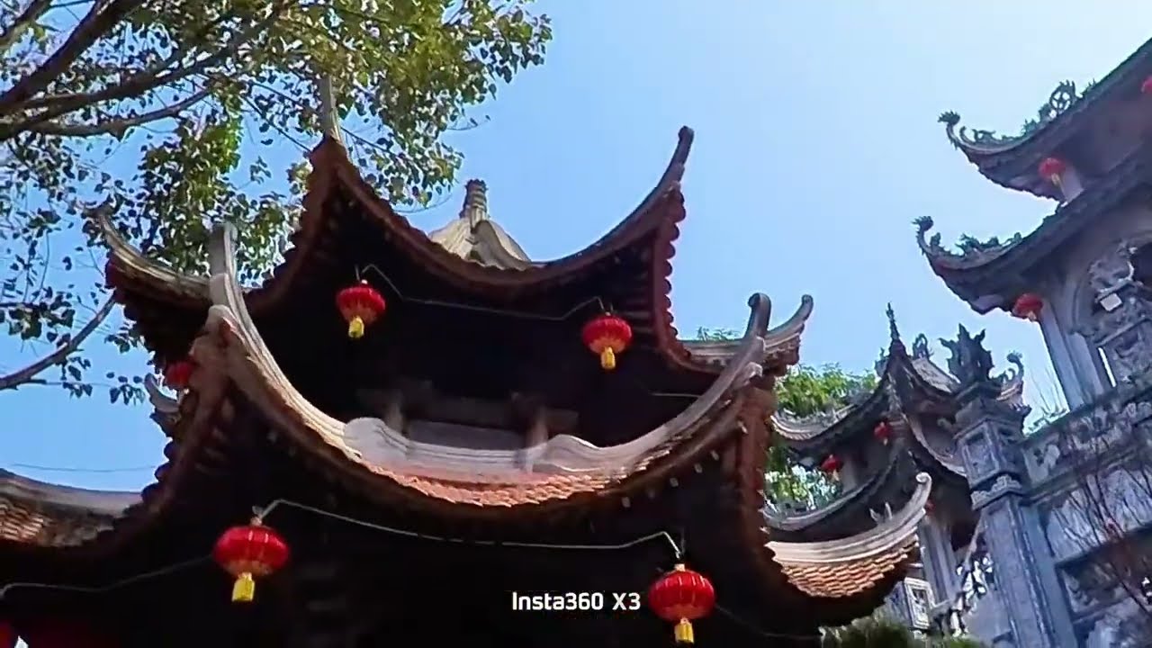 Linh thiêng Đền Bà Chúa Then 