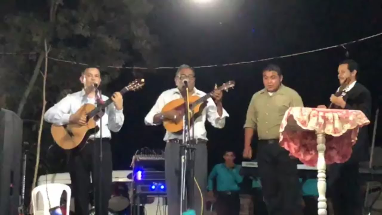HERMANO EDUARDO SILVA, HOY AGARRÓ LA BANDOLA, Y TOCÓ LA BIBLIA DICE QUE EL HOMBRE