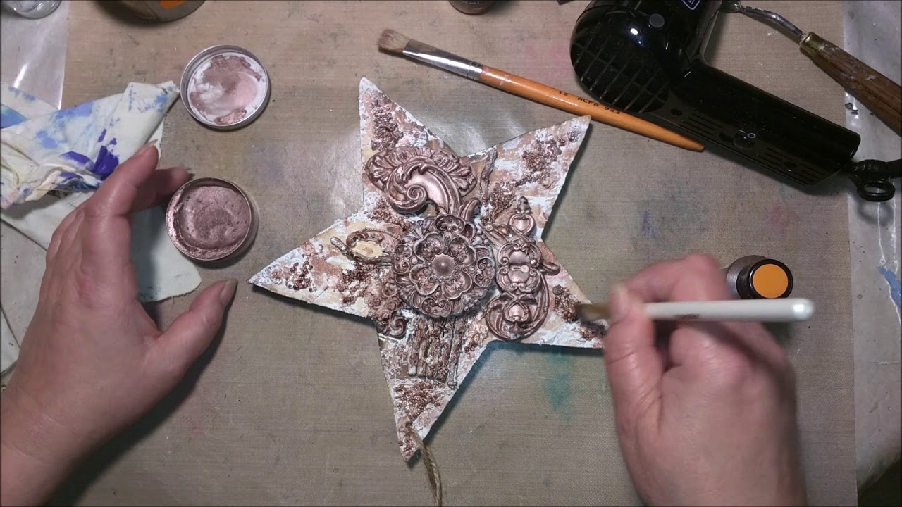 ETOILE MIXED MEDIA