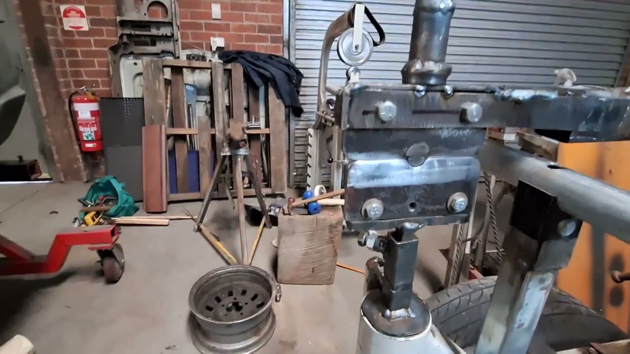 Scrap build home made air profile hammer / planishing hammer, walk through overview