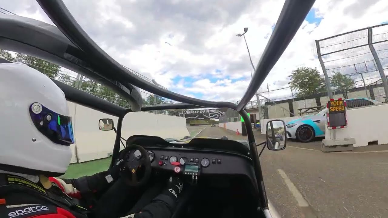 Caterham 340R qualifying session at Anneau du Rhin - Caterham championship for 2025