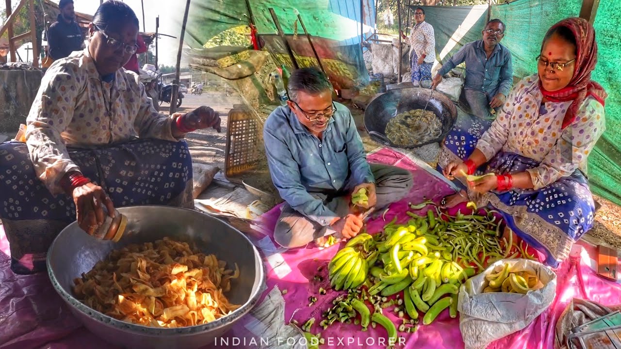 Hardworking Old Couple Making live Banana Chips | Street Food India
