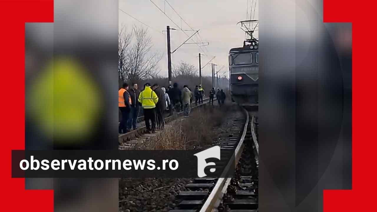 Haos pe calea ferată după ce o locomotivă a deraiat la Videle. Au fost întârzieri și de 7 ore