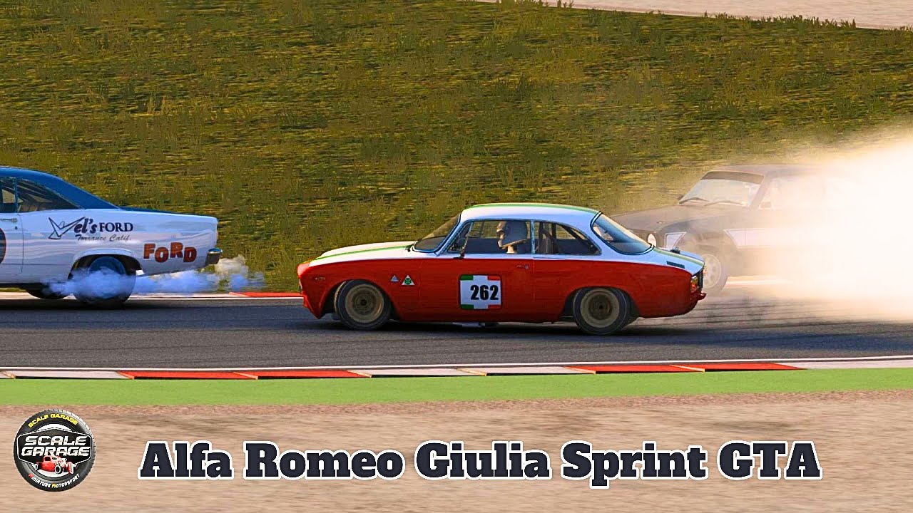 Alfa Romeo Giulia Sprint GTA Flat-Out at Donington Park | 1960s Touring Car