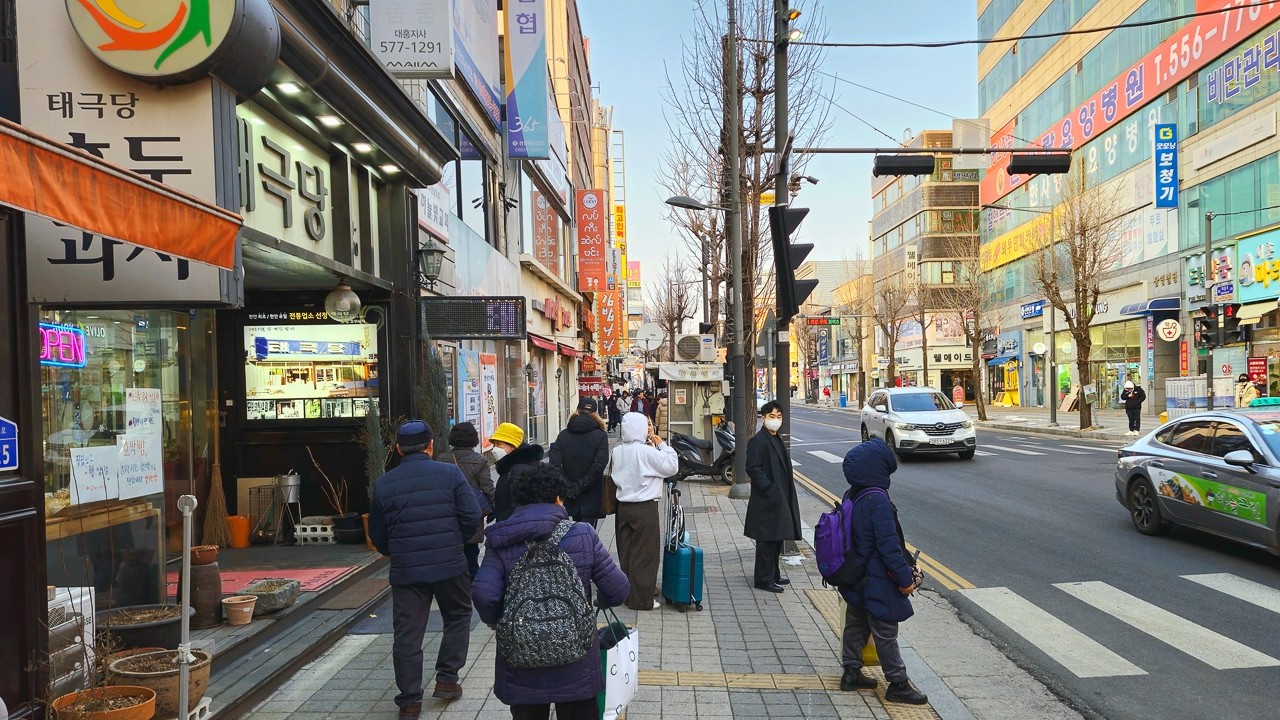 [4K] Прогулка по старому городу Чхонана: вокзальные рынки и старинные улицы