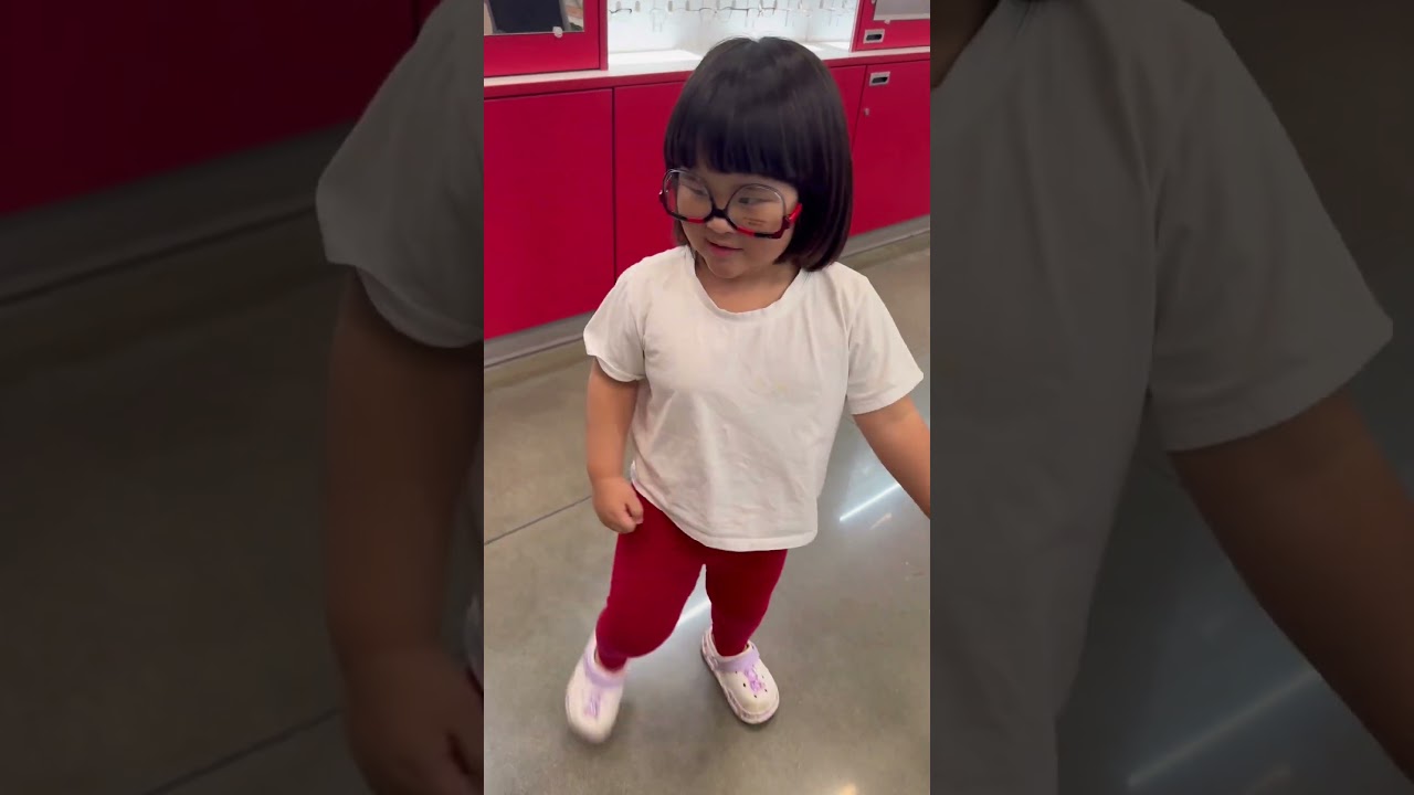 Chúc muôn nhà Năm Mới Bình An #socute #cutebaby #dance #cute #nhachay #music #funny #fun #shorts