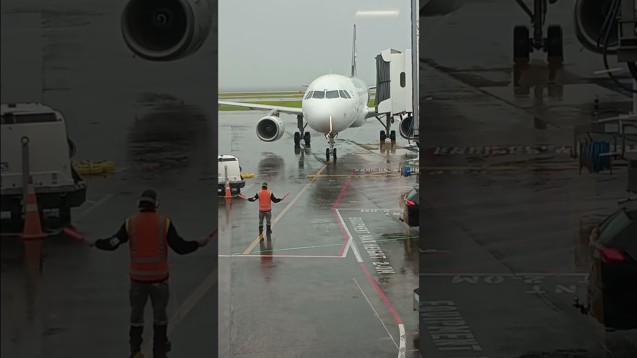 Parking an A320 at Auckland  #shorts