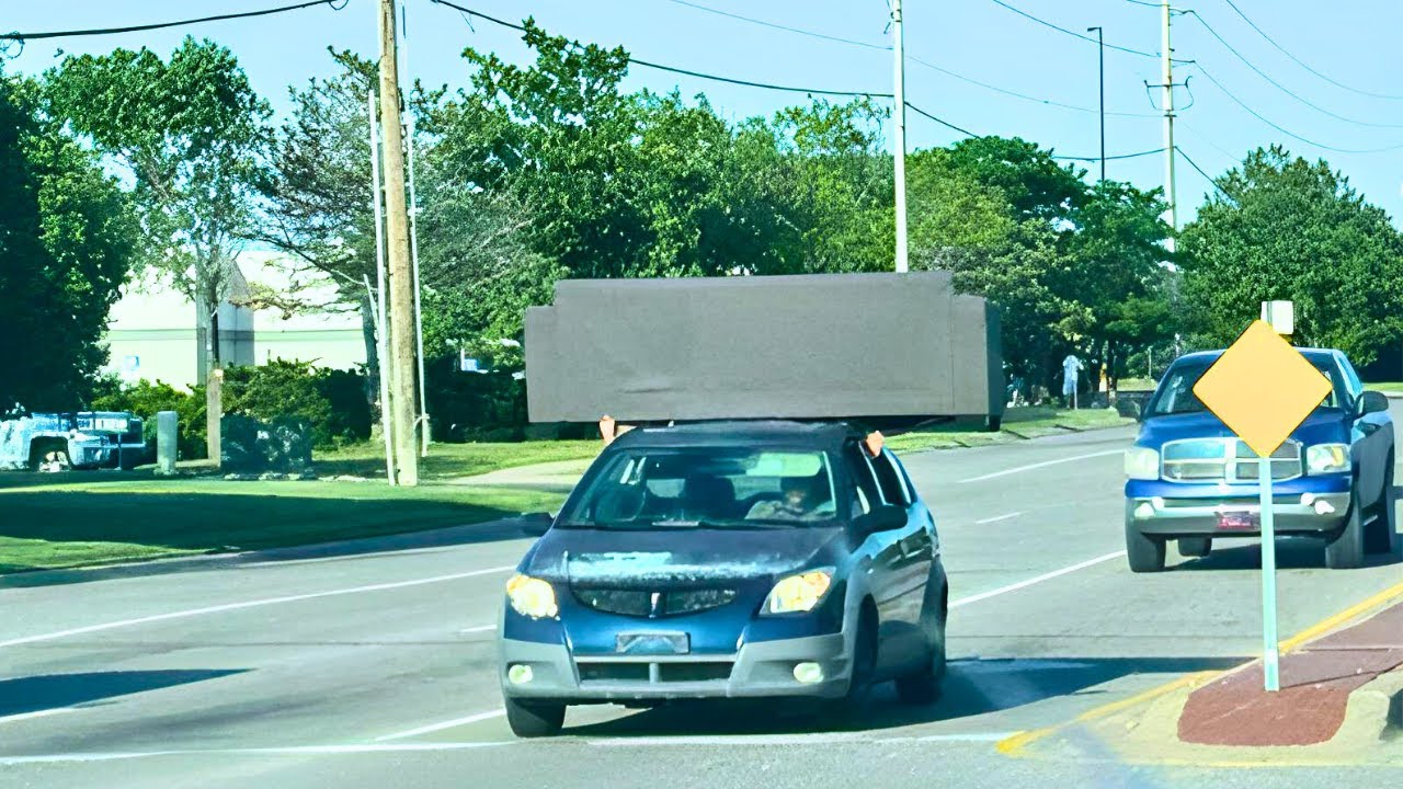 Idiots In Cars 324