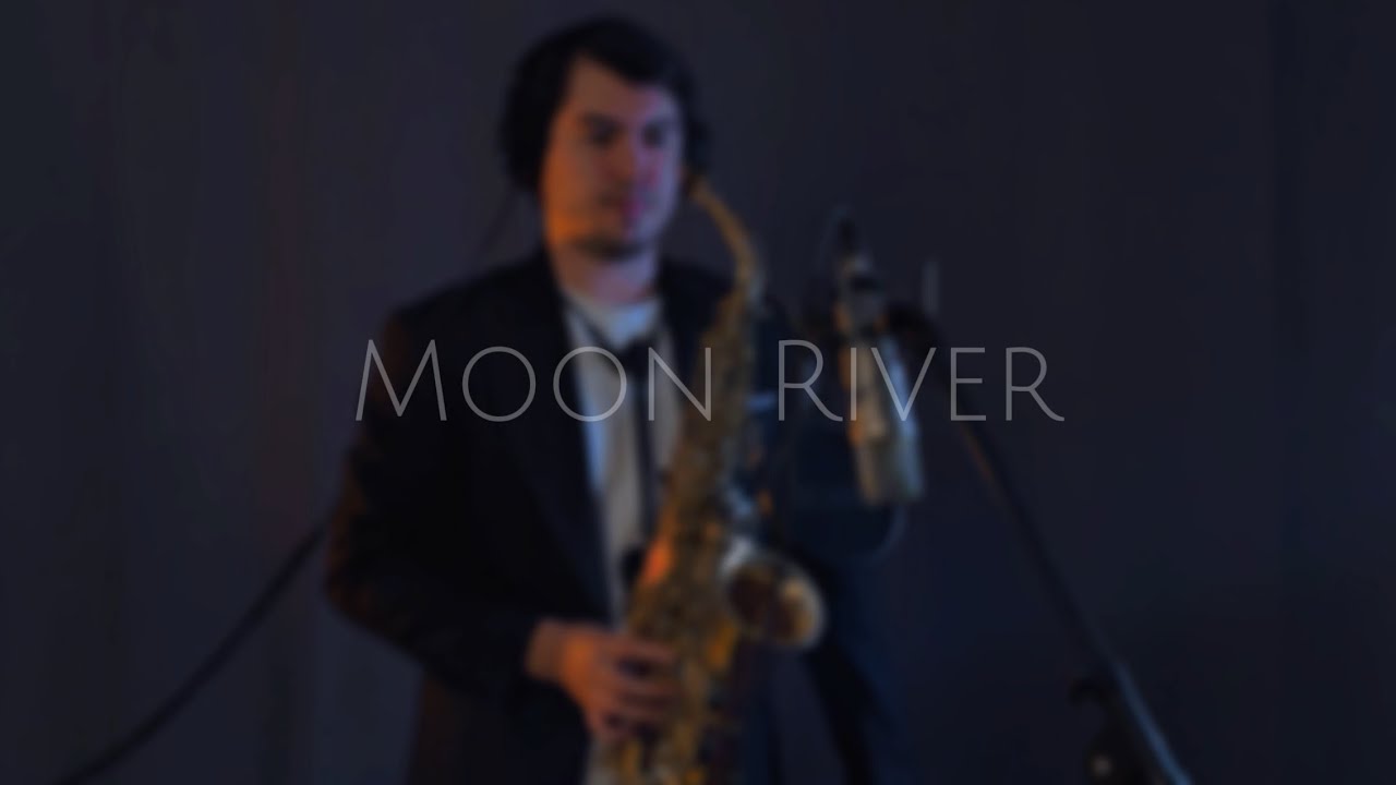 Moon River - Dave Koz & Barry Manilow ( sax cover Artur Bemm)