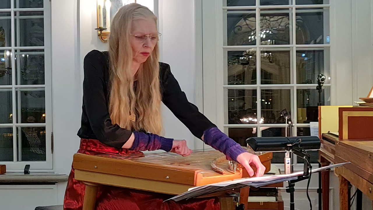 Pekka Jalkanen (1945) ILO/ RÕÕM (2019). Kristi Mühling (kannel).