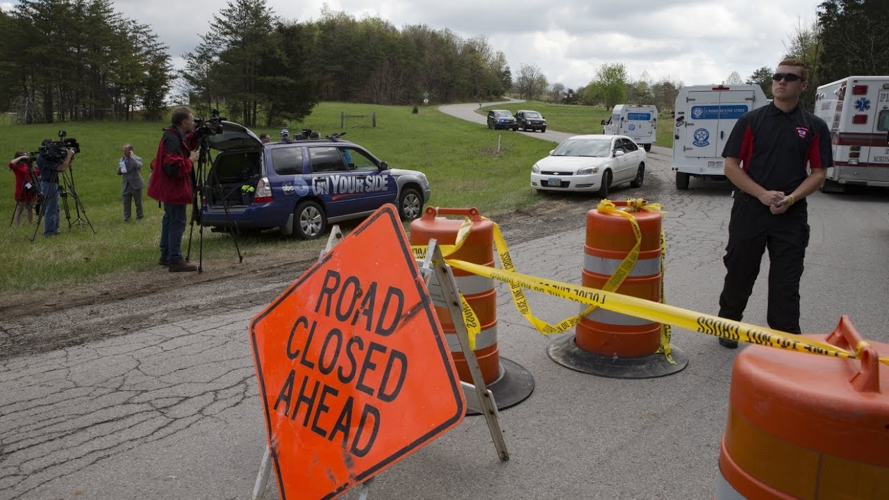 Investigators search 2 Adams Co. properties for Pike Co. massacre evidence