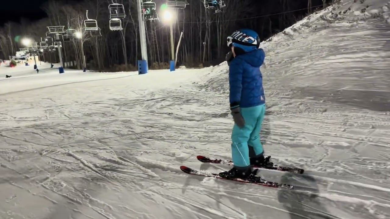 	Friday Night Skiing at Mount Southington, CT ⛷️ | boys Progress