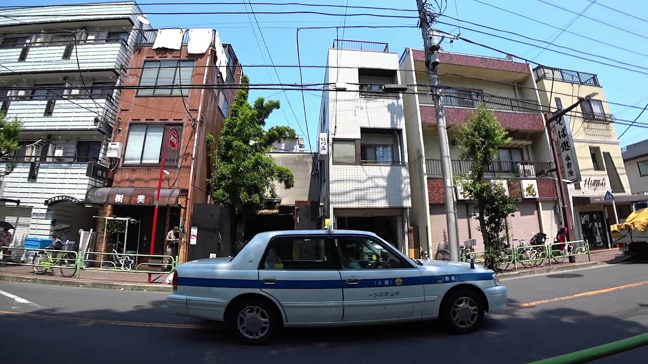 青戸公団前通り商店街　東京都葛飾区