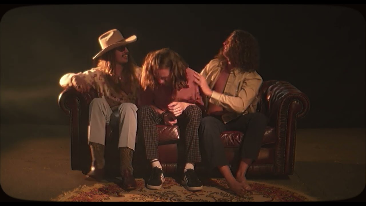Camino Gold - Moving Out (Official Music Video)