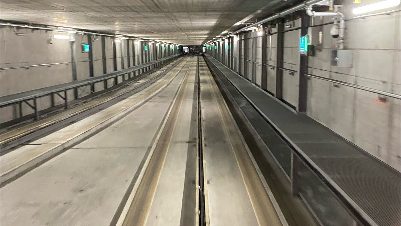 Mit dem PTS am Flughafen M&uuml;nchen paarmal Terminal2&harr;️Satellitenterminal mit Sound und Vollgas 30 km/h