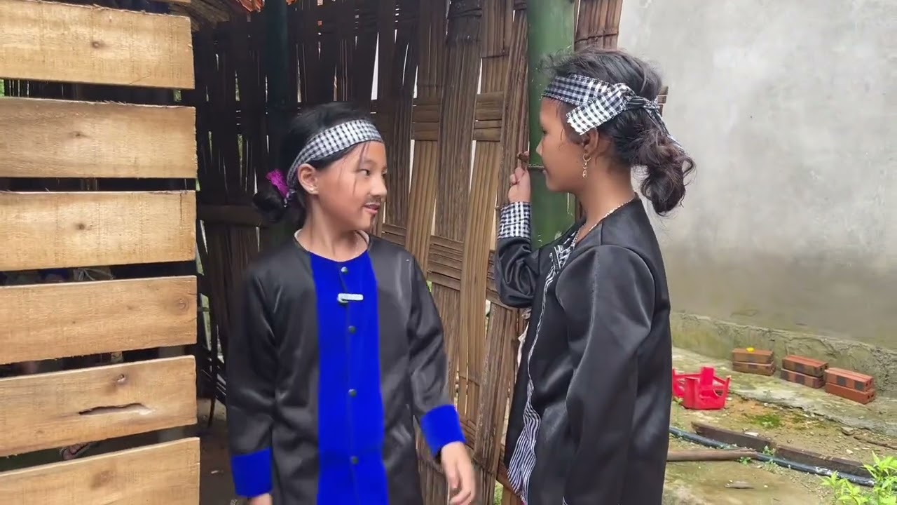 Past 7: Lauj Kaub Thiab Mẩu Leg Movvim Hmoob Zoo Luag 2024 #funny #comedy #haihuoc #giaitri #giaitri