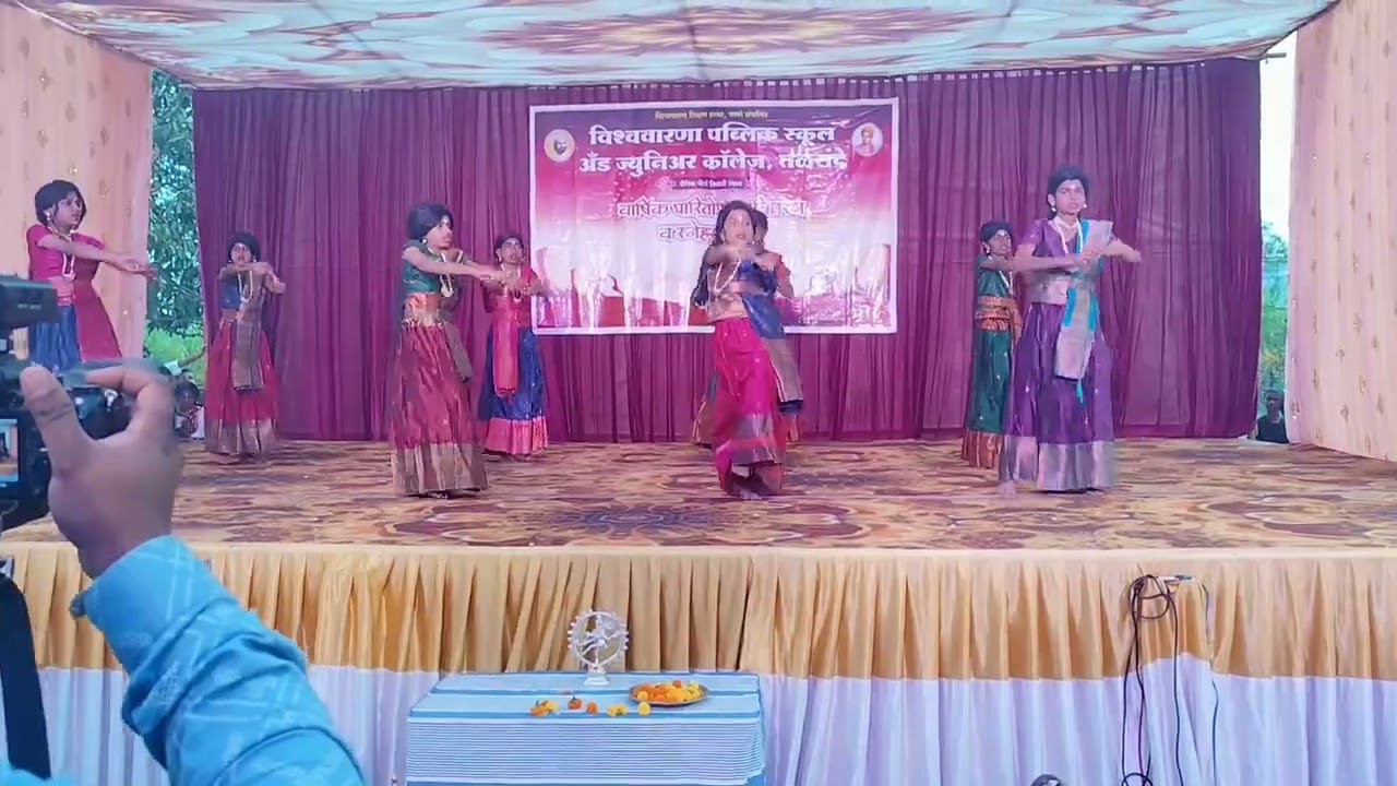 कृष्ण  कन्हैया@@.. 