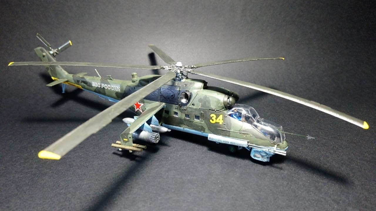 Сборная модель МИ-24П 