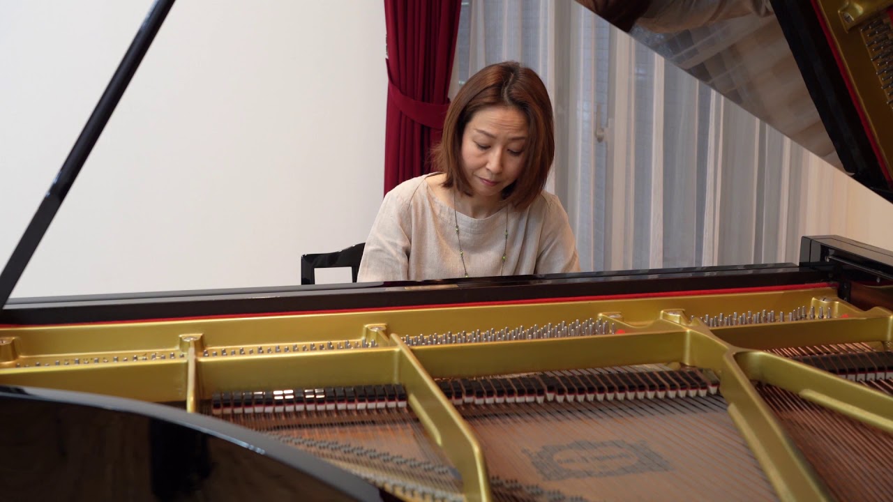 ”Les collines d’Anacapri” ,Claude Debussy. Pf. Ami FUJIWARA   ドビュッシー 前奏曲集　第１巻より　第５曲「アナカプリの丘」ピアノ：藤原亜美