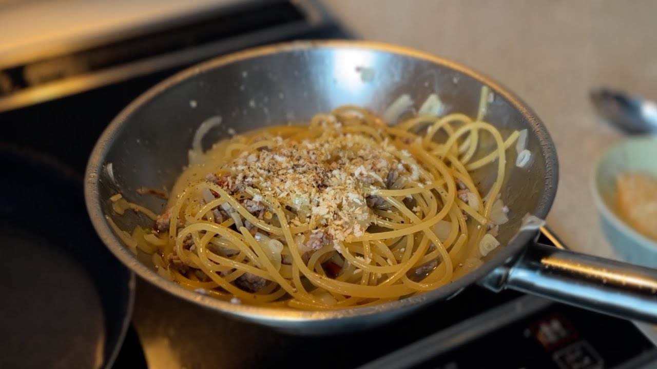 Italian-Style Pasta Without Tomato Sauce