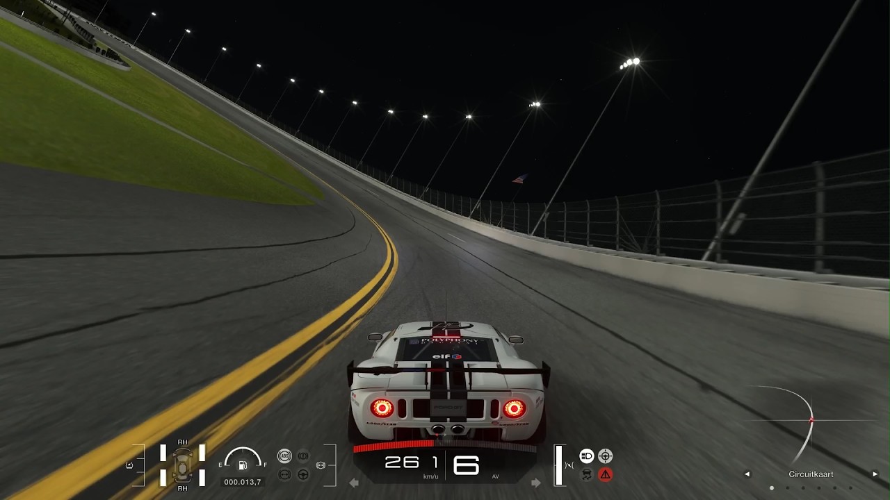 First run: Ford GT LM on Daytona Int. Speedway