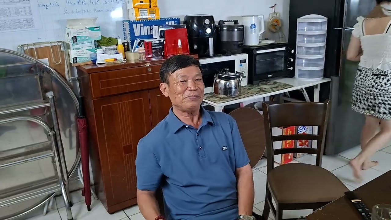 Ngoại hát 1