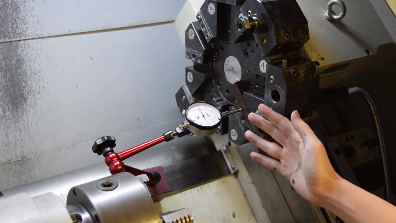 Alignements d'outils de coupe sur tour