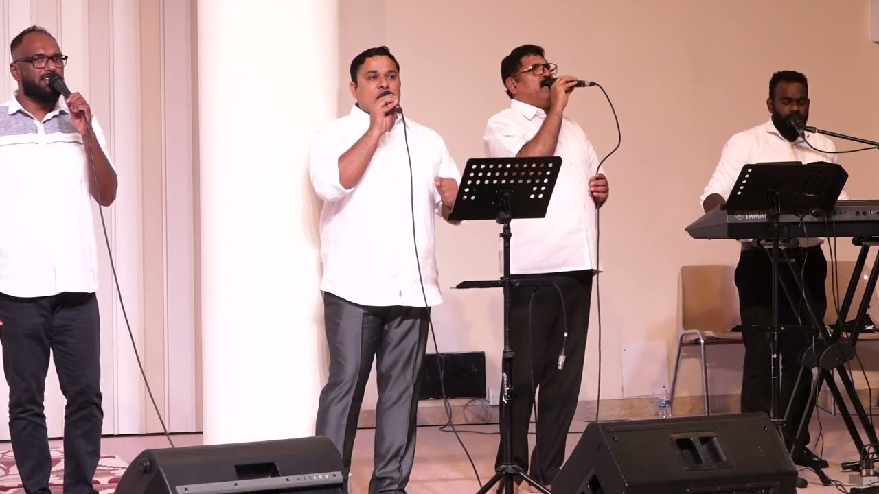 സർവ്വലോക സൃഷ്ടിതാവേ *വാഴ്ത്തിടുന്നു വാഴ്ത്തിടുന്നു* Sarva loka srushtithave * Vaazhthidunnu * Lyrics