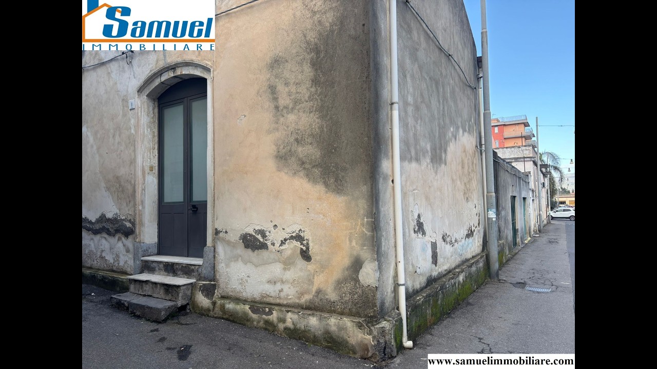 Riposto centro, piccola casa indipendente (CT) cod. 11017