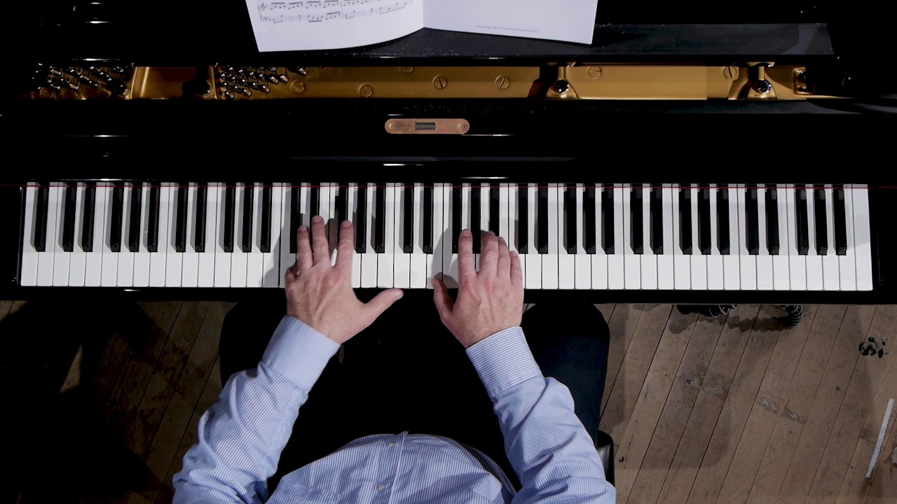 Little Prelude in F, BWV 927: Johann Sebastian Bach - RIAM Grade IV 2020