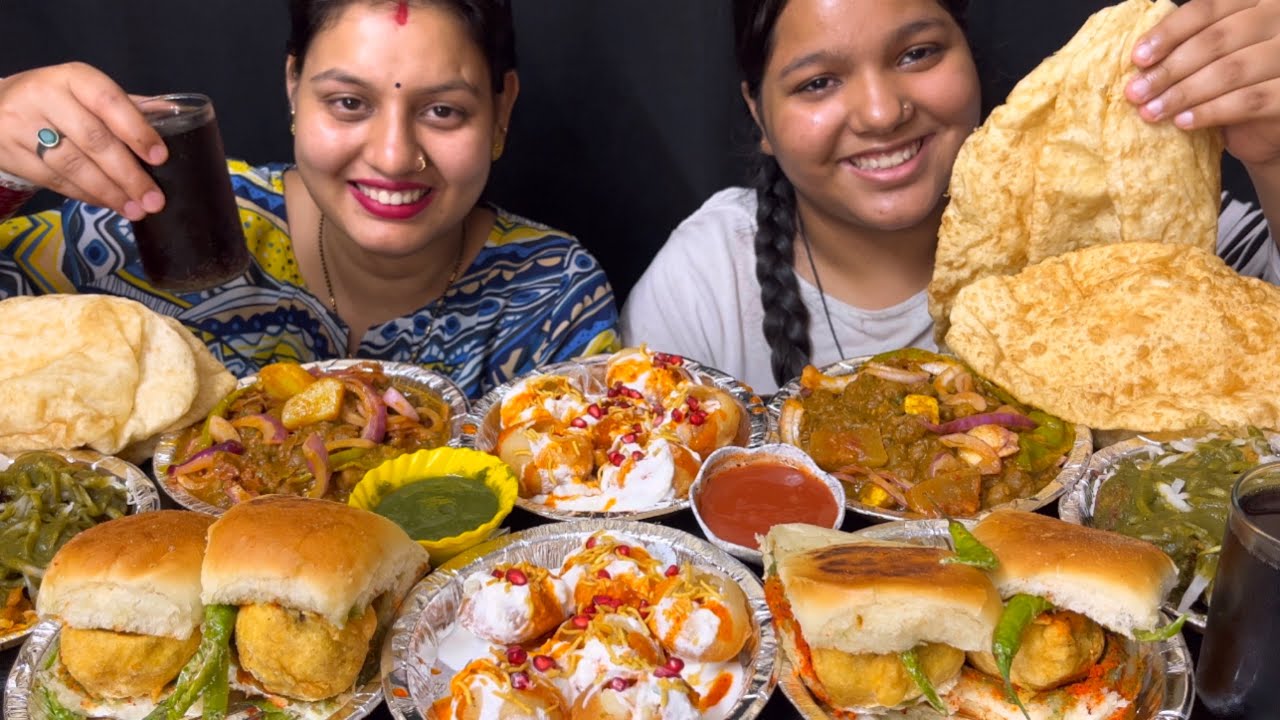 EATING 😋😋 VADA PAW, CHOLE BHATURE, DAHI GOLGAPPE, RAM LADOO I NAND VS WIFE I FOODIE GD