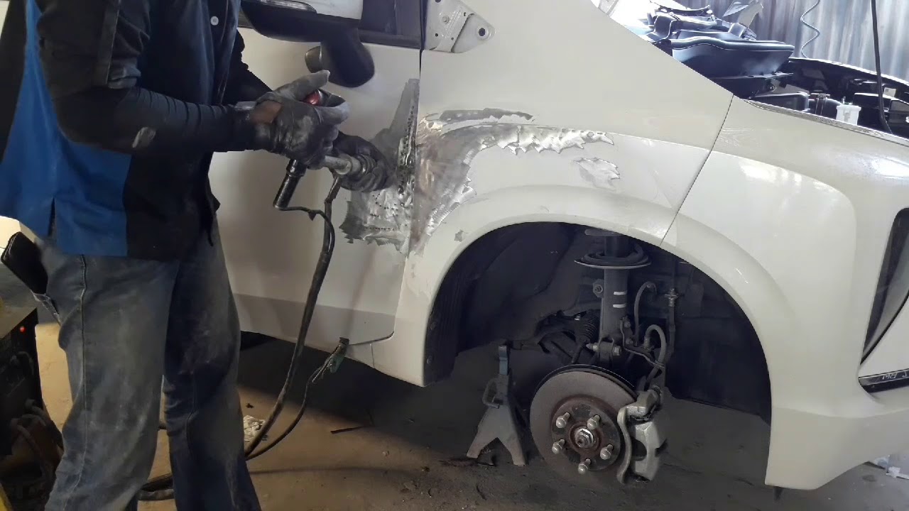 Mitshubishi EXPANDER Body repair