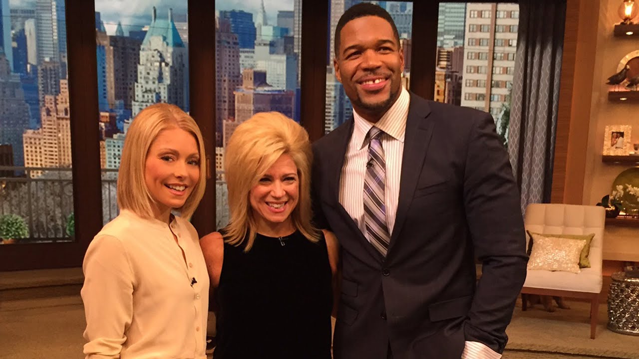 Long Island Medium Reads LIVE Audience