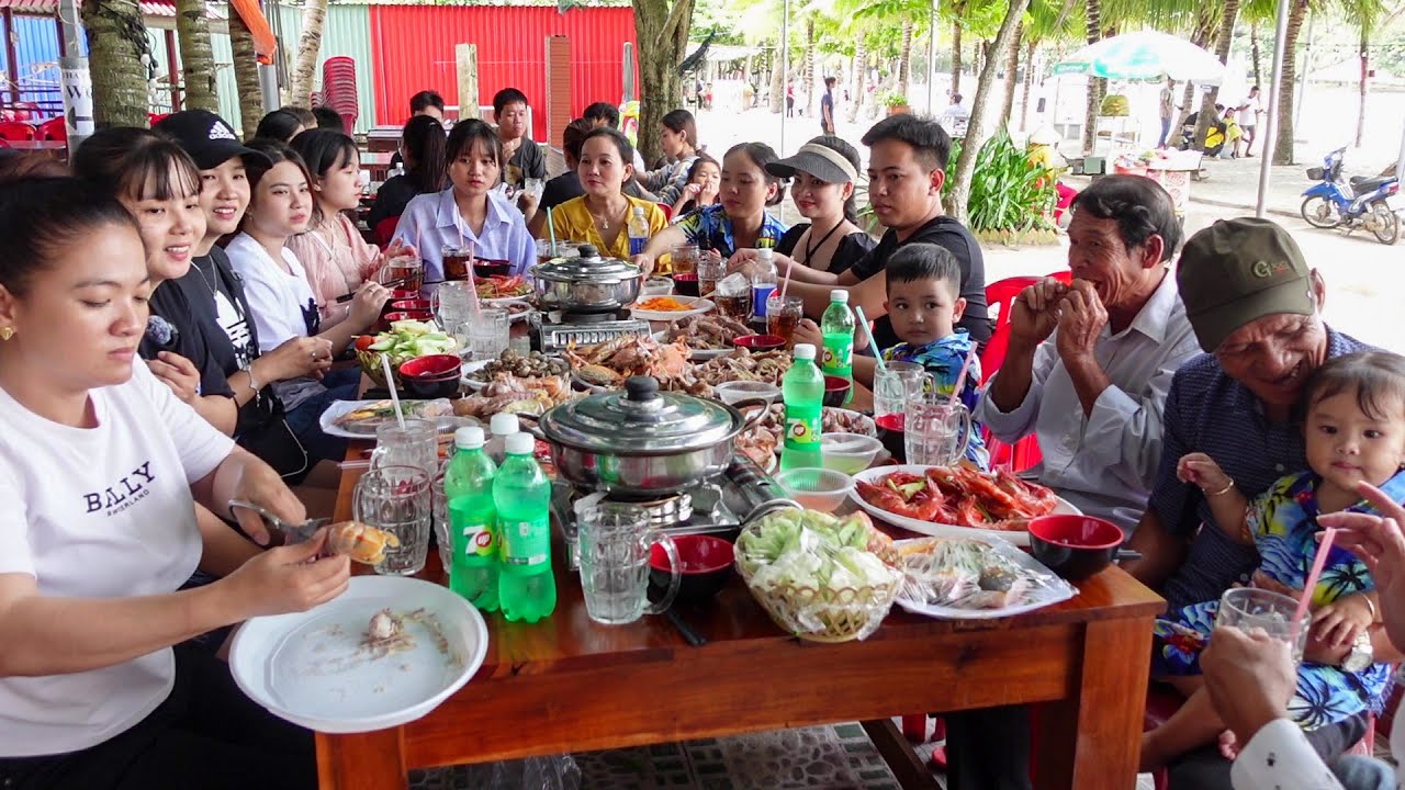 Chuyến Đi Đến Mũi Nai của Đại Gia Đình ghé chợ Hà Tiên mua nhiều Hải Sản Tươi Ngon | HQ#1317
