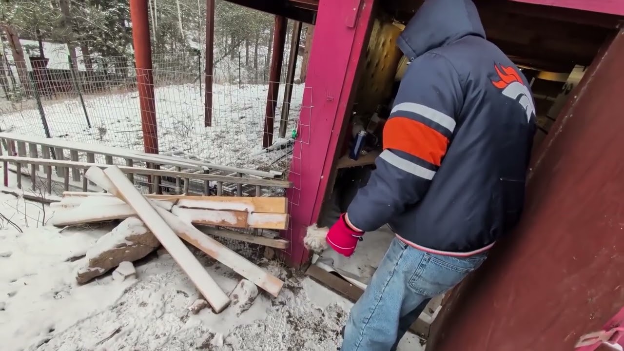 Episode 5 Part 1 - Colorado Cabin A-Frame. Mystery Rabbit!!