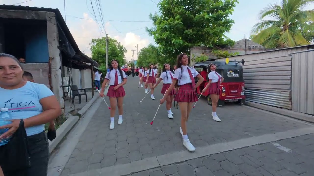 Desfile de candidatas Miss Independencia INGUA 2025